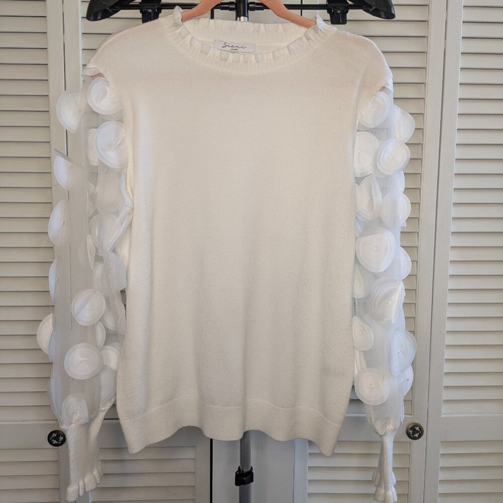Siani*Lrg White Sweater, sheer-long-sleeves w/detail